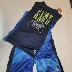 Kids sports wear